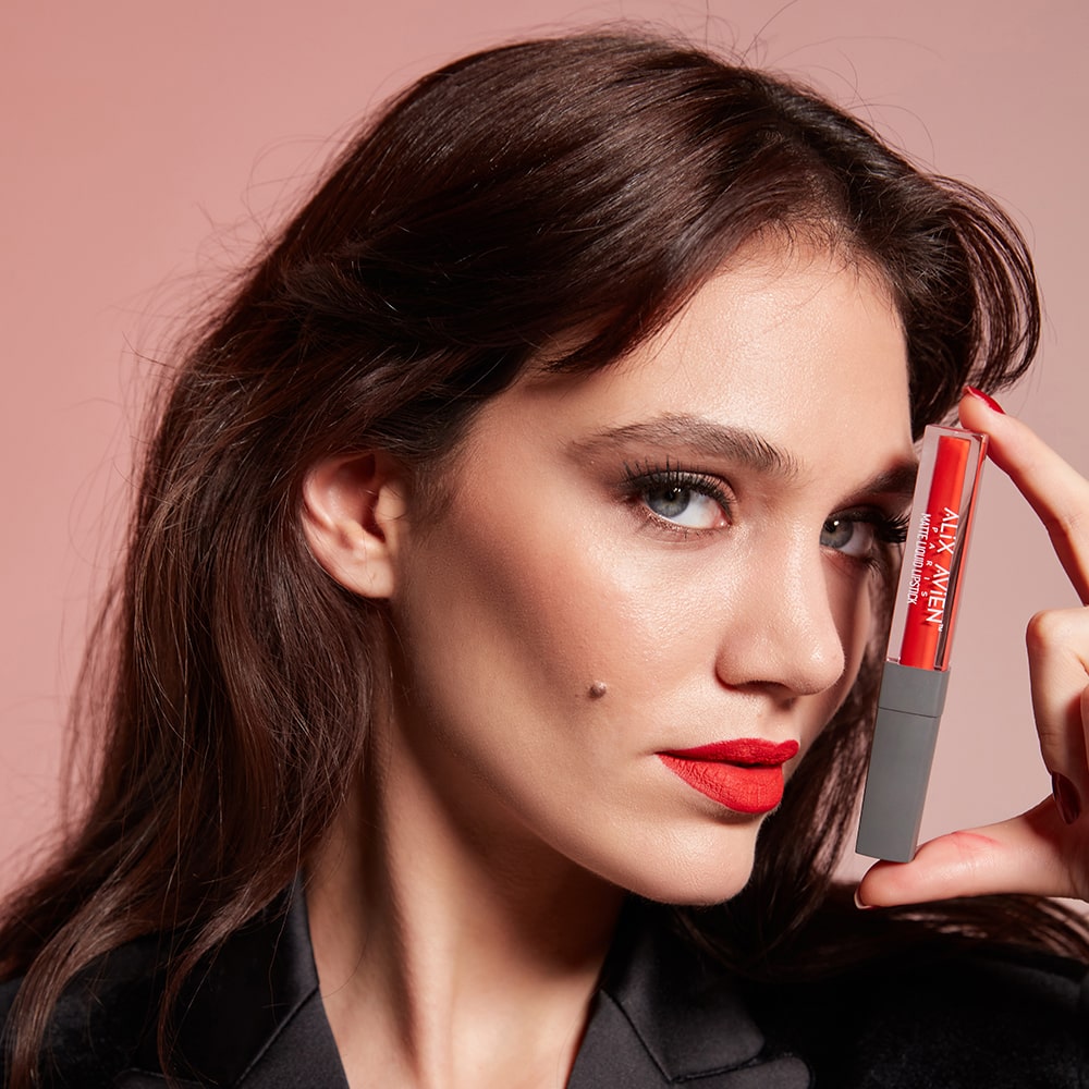 رژ لب مایع مات الکس اوین